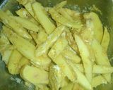 आलू फिंगर(aloo finger recipe in hindi) रेसिपी चरण 2 फोटो