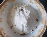 A picture of step 2 of Vanilla cake premix.