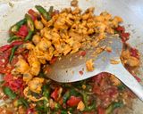 Foto langkah ke 4 dari resep 97. Kerang Kentang Sambal Iris.