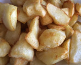 Foto del paso 3 de la receta: Patatas bravas con ajo aceite y pimentón