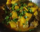 A picture of step 4 of Aloo brinjal.