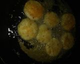 A picture of step 9 of Mini potato cheesy coins 🪙.