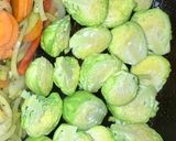Foto del paso 3 de la receta: Pollo al Limón con Bruselas