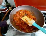 A picture of step 3 of Tomato Chutney.