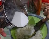 Foto langkah ke 3 dari resep Ketan Serundeng Kelapa.