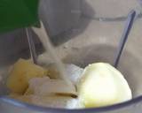 Banana apple shake with strawberry icecream recipe step 2 photo