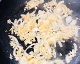 Foto langkah ke 1 dari resep Tedaso (telur dadar sosis) 😉.