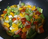Foto del paso 1 de la receta Langostinos salteados con verduras
