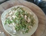 A picture of step 3 of Matar Paneer Paratha.