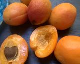 Une image de l'étape 2 de Cerises 🍒farandole 🍑🧅 fruits de saison 🍓🍐🍃.