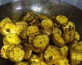 कच्चे केले की सब्जी (Kache kele ki sabzi recipe in Hindi) रेसिपी चरण 2 फोटो