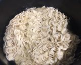 Foto langkah ke 1 dari resep Mie Titi khas Makassar.