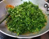 A picture of step 2 of Sarson bhujia (saag).