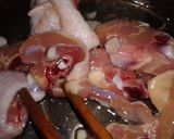 Hình bước làm 1 của món Gà Kho Sả Nghệ