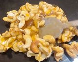 કાજુ ચિકકી (Kaju Chikki Recipe In Gujarati) રેસીપી સ્ટેપ2ફોટો