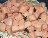 Foto del paso 2 de la receta: Arroz con salchichas y maíz