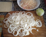 Foto del paso 1 de la receta: Tarta de cebolla, queso y arroz!!!