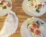 Foto del paso 1 de la receta: Empanadas Caprese ©