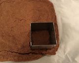 A picture of step 13 of Strawberry Cream Brownie Sqares.