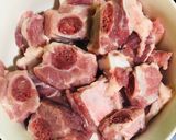 Hình bước làm 1 của món Sườn non kho thơm