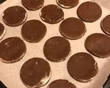 Foto del paso 5 de la receta: Alfajor de chocolate