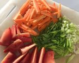 Foto langkah ke 2 dari resep Edisi #BekalNgantor - Ayam Wortel Saus Tiram.