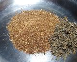 A picture of step 1 of Koyla chicken karahi.