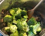 Egylábasos brokkolis tészta recept fázis 2 fotója
