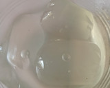 Foto langkah ke 4 dari resep Bola air kelapa isian mochi.