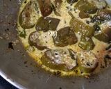 A picture of step 4 of Dahi Baingan with roasted cumins powder.