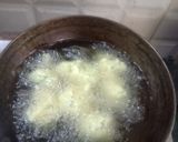 वडे उडीद मुगा चे (wade udid mugache recipe in marathi) रेसिपी स्टेप 4 फोटो 