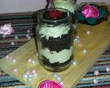 Foto langkah ke 5 dari resep Cake in the jar (cake dalam gelas) 😂.