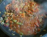 Foto del paso 9 de la receta: Ossobucco de ternera con moixernons al vermut rojo