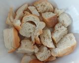 Foto del passaggio 2 della ricetta Polpettine di tonno e pane