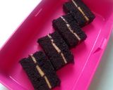 Foto langkah ke 10 dari resep Brownies ketan hitam kukus.