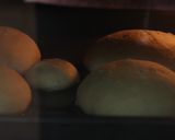 Foto langkah ke 5 dari resep Korean Garlic Cheese Bread.