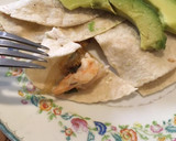 Foto del paso 1 de la receta: Tacos de camarón con cebolla