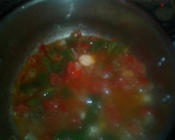 Foto del paso 4 de la receta: Merluza salteada con hierbas aromáticas