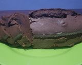 Foto langkah ke 5 dari resep Bolu Cokelat Panggang.