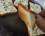 गार्लिक ब्रेड (garlic bread recipe in Hindi) रेसिपी चरण 4 फोटो