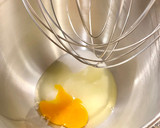 Foto del paso 3 de la receta: Bollitos con crema de naranja y almendras “sin gluten”