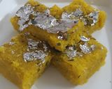 A picture of step 5 of Nariyal ki Barfi.