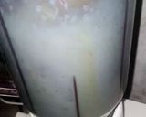 A picture of step 2 of Dates Milkshake.