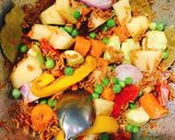 صورة لخطوة 1 من وصفة شوربه خضار بلسان العصفور 🌶😋