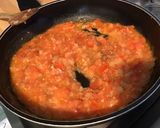 Une image de l'étape 7 de Sauce tomate à l'ail, oignon, herbes aromatiques et vin rouge.