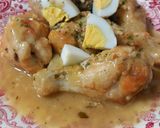 Foto del paso 4 de la receta: Pollo en pepitoria