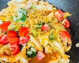 Foto langkah ke 4 dari resep Indomie nyemek komplit.