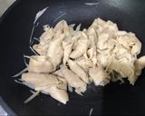 泡菜炒麵腸的食譜步驟2照片