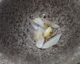 Foto del paso 6 de la receta: Salsa de chicatanas molcajeteada