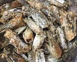 รูปขั้นตอนการทำที่ 2 ของ “หัวกุ้งทอดกรอบ”